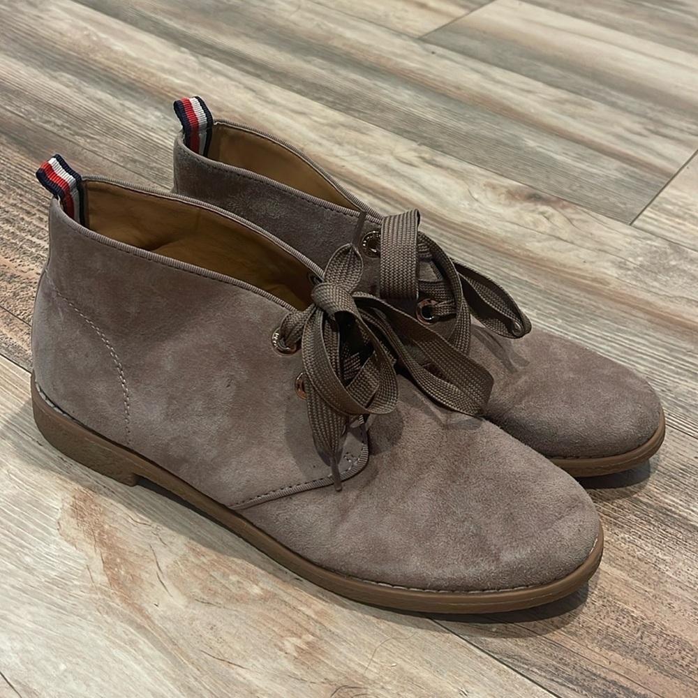 Tommy Hilfiger Taupe Suede Lace-Up Ankle Booties